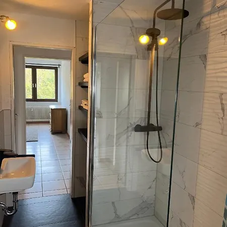 Daire Apartmenthaus St Helena Strasse 80 *