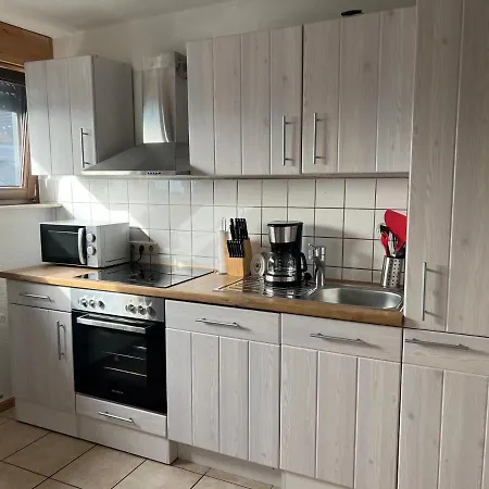 Daire Apartmenthaus St Helena Strasse 80 Trier