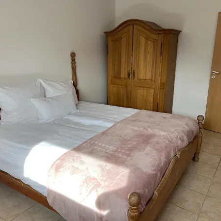 Daire Apartmenthaus St Helena Strasse 80 *