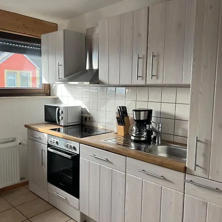 Apartmenthaus St Helena Strasse 80 *